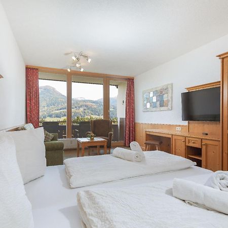Appartement Predigstuhlblick Mit Indoorpool Und Sauna Бад-Гойзерн Екстер'єр фото